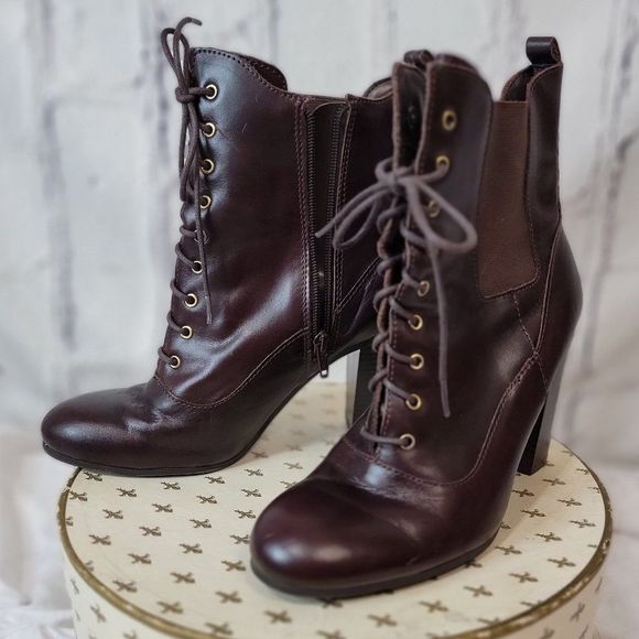 Liz Claiborne Shoes - Liz Claiborne Heather Womens Leather Brown Ankle Boots Front tie 1/2 Zipper sz 8